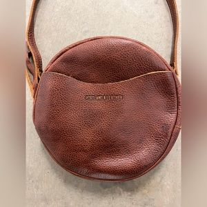 Portland Leather Round Bag